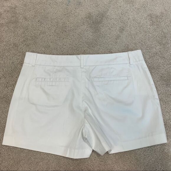 𝅺CLUB Monaco white Morgan cargo shorts Sz 10 NWT belt loops zippered pockets - Picture 2 of 10